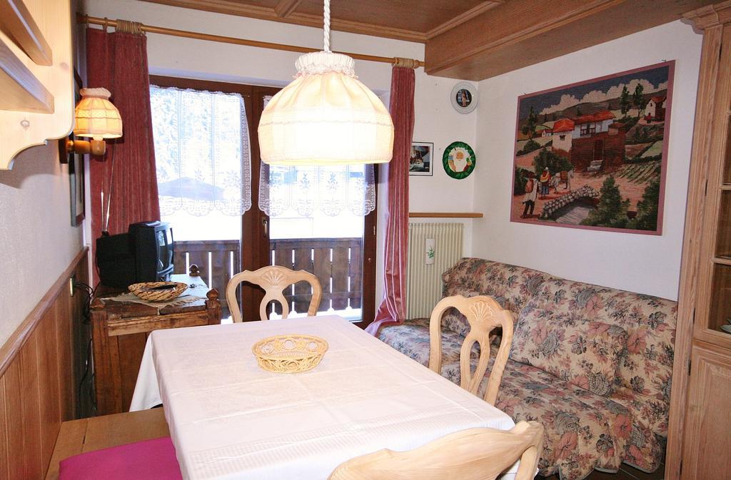 Casa Tiziano Lägenhet Falcade Exteriör bild