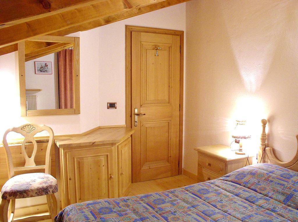 Casa Tiziano Lägenhet Falcade Exteriör bild